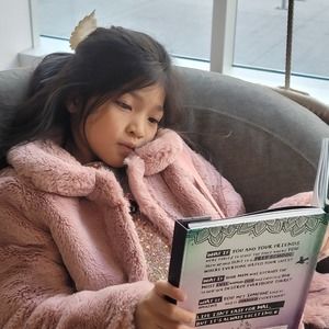 Meet your Posher, Jchelle